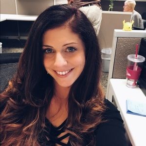 Meet your Posher, Alisha